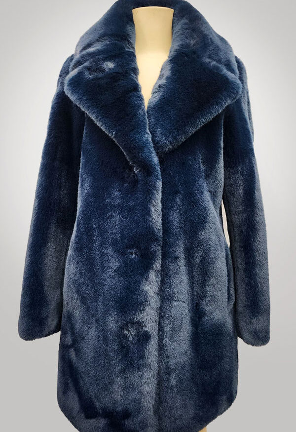BCBGMAXAZRIA Faux Fur Coat Luxurious